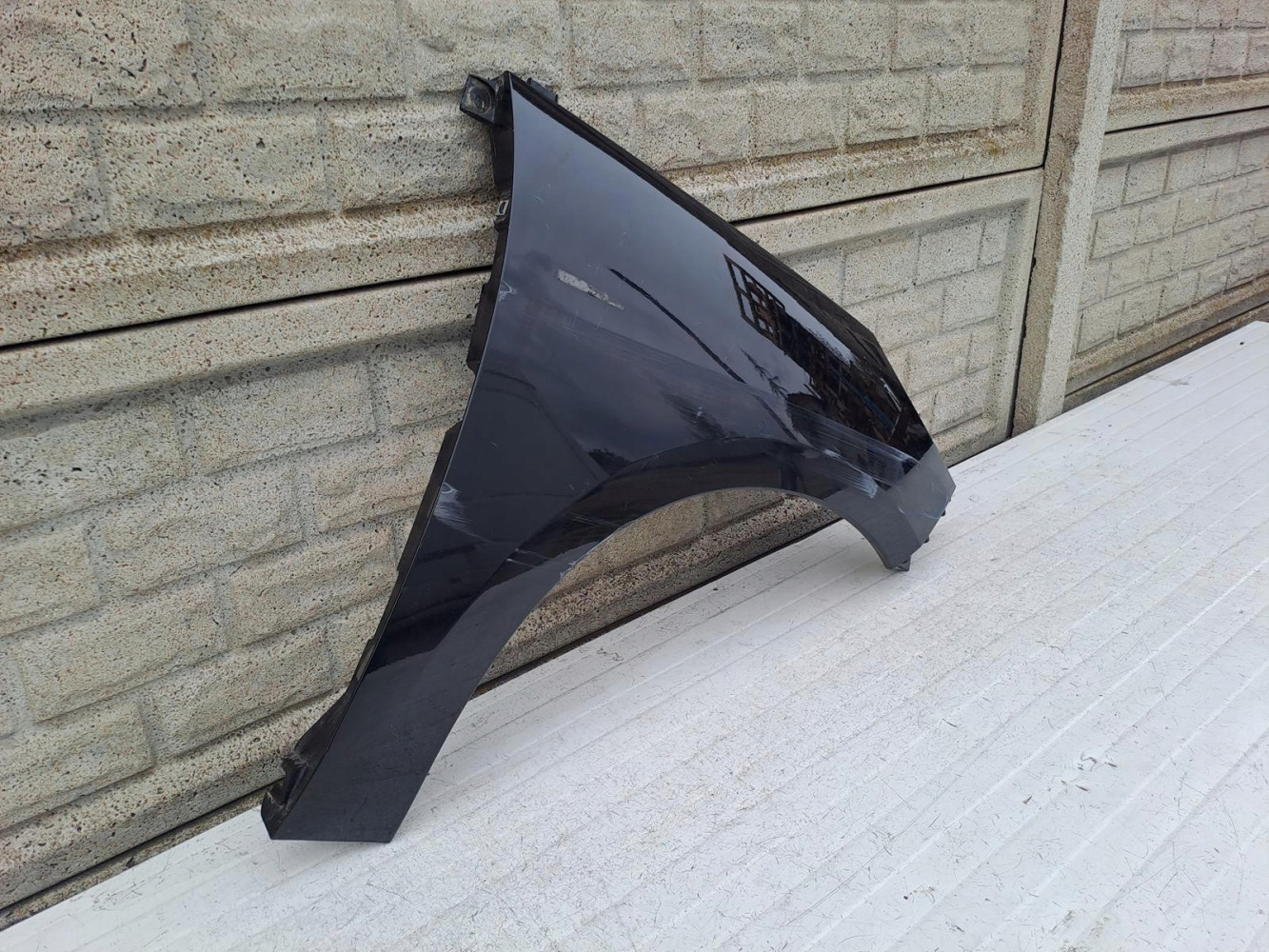 RENAULT SCENIC 3 III LIFT BŁOTNIK PRZEDNI PRAWY - (13575554074)