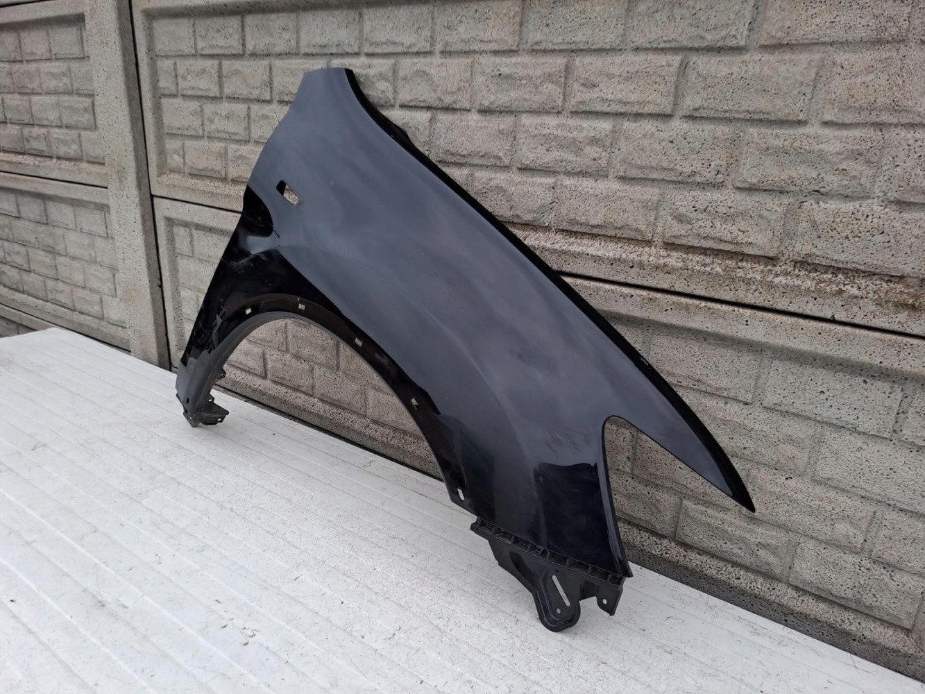 MITSUBISHI ASX 15-20 LIFT BŁOTNIK PRAWY PRZEDNI - (13590829217)
