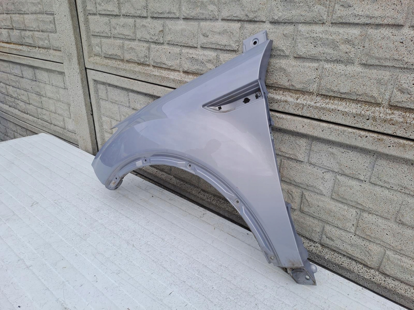 FORD KUGA MK1 1 I 08-13 BŁOTNIK PRZEDNI LEWY - (13617836375)