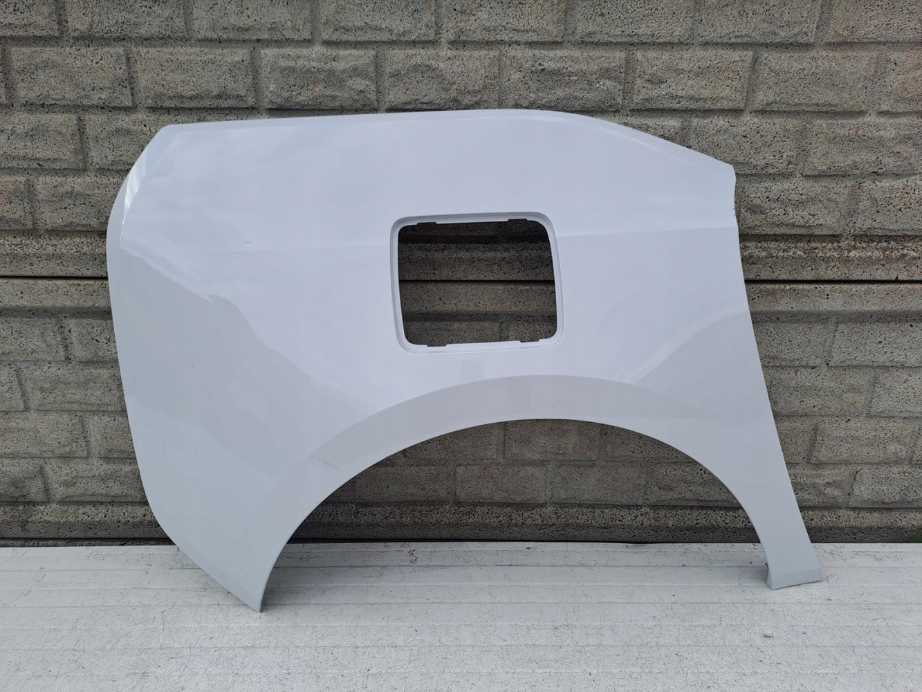 BMW I3 BŁOTNIK PRAWY TYŁ TYLNY - (13686195825)
