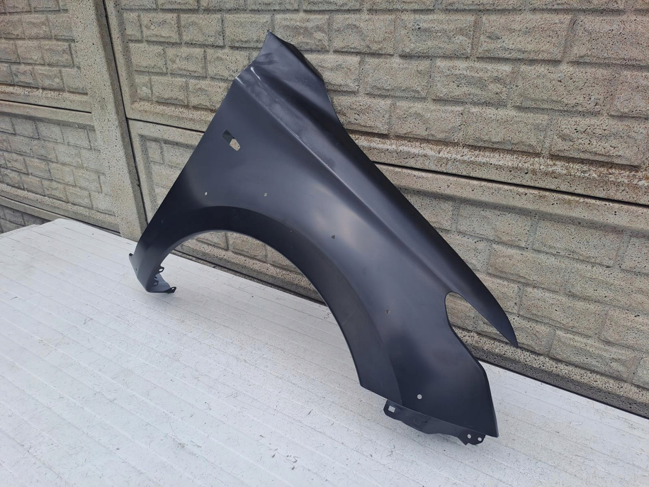 MITSUBISHI L200 FIAT FULLBACK 14-20 BŁOTNIK PRAWY - (13745493567)