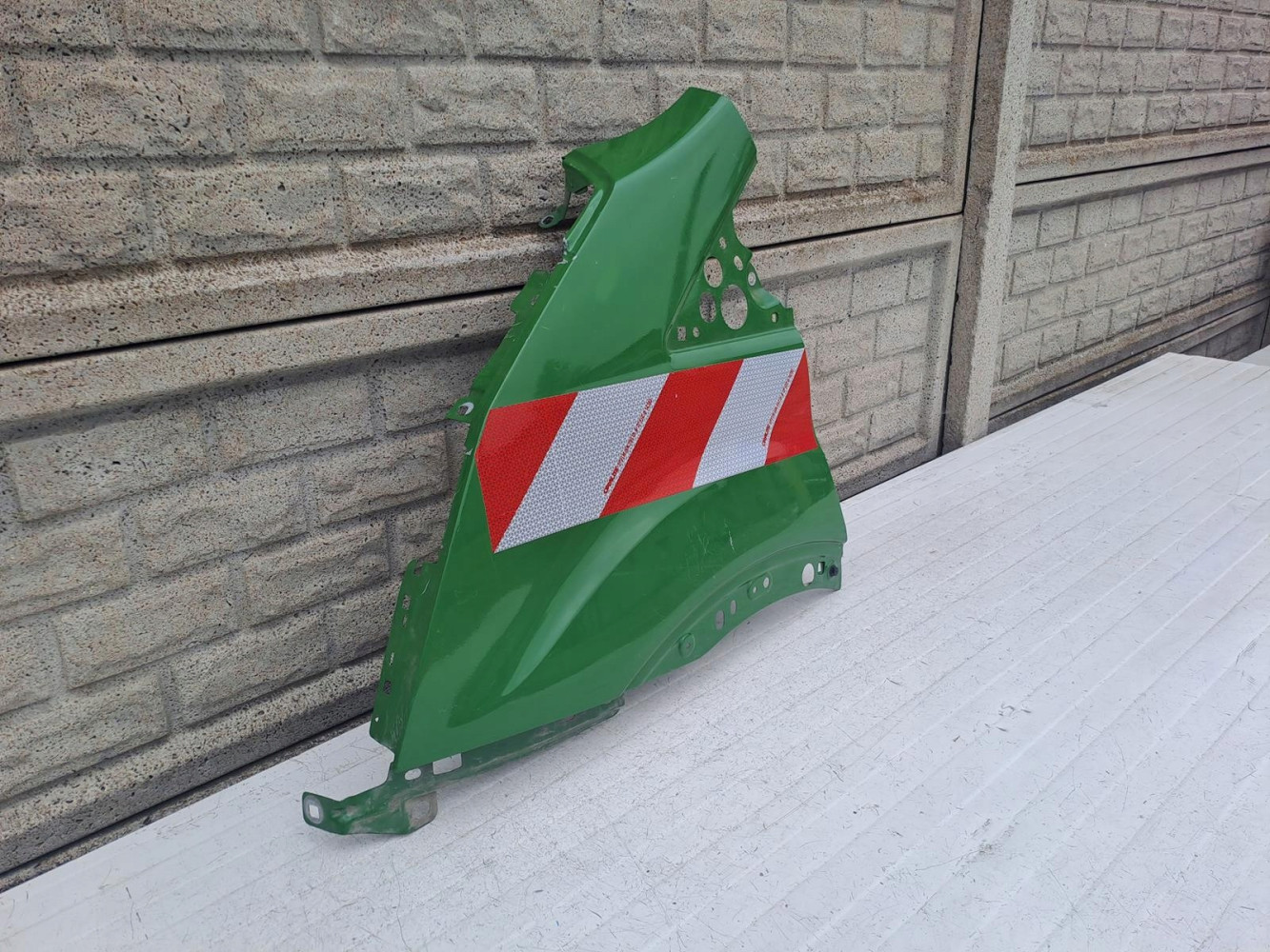 FORD TRANSIT MK8 14-18 BŁOTNIK LEWY PRZEDNI - (13745518836)