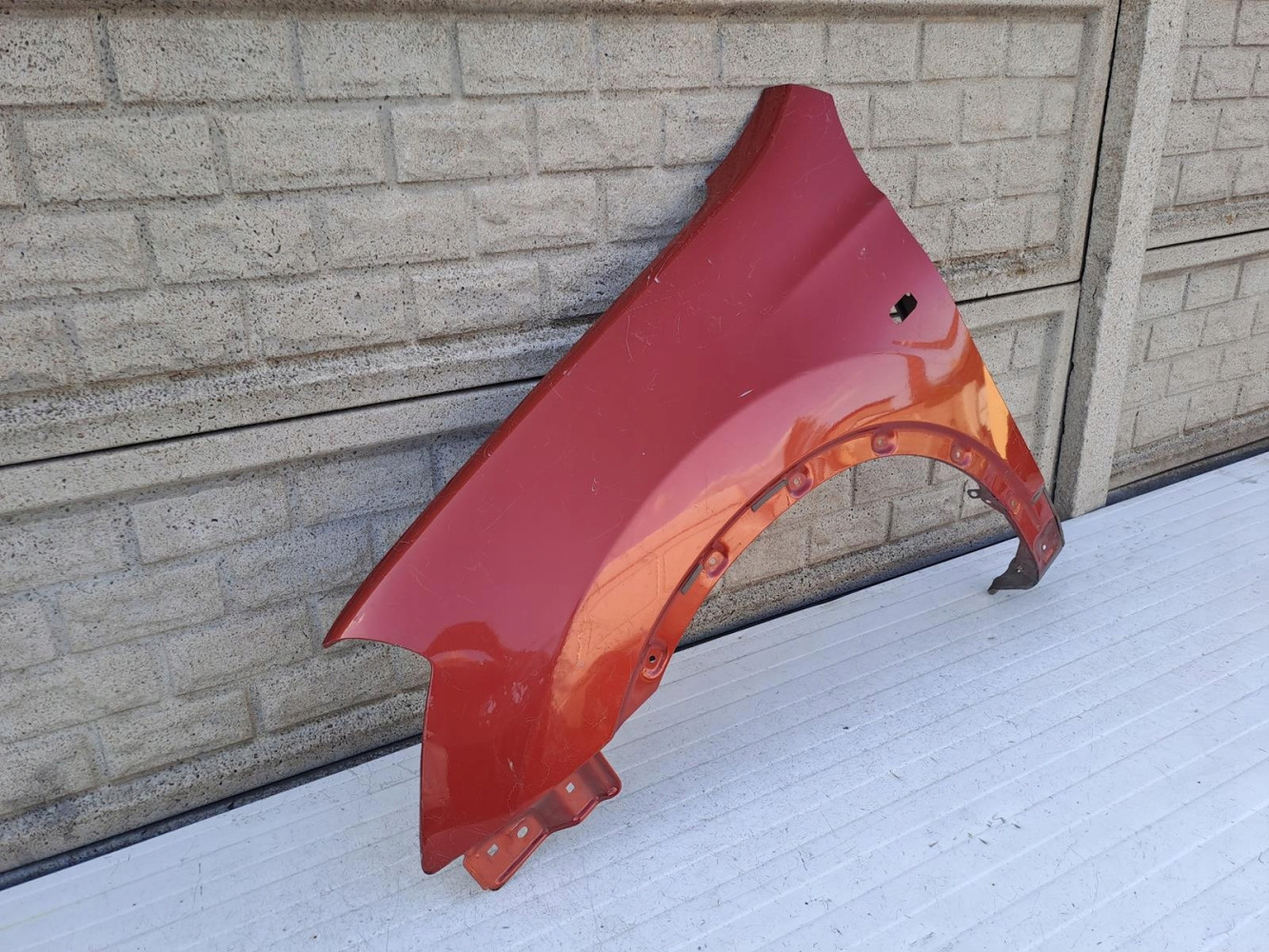 NISSAN QASHQAI 06-09 BŁOTNIK PRZEDNI LEWY - (13756221217)