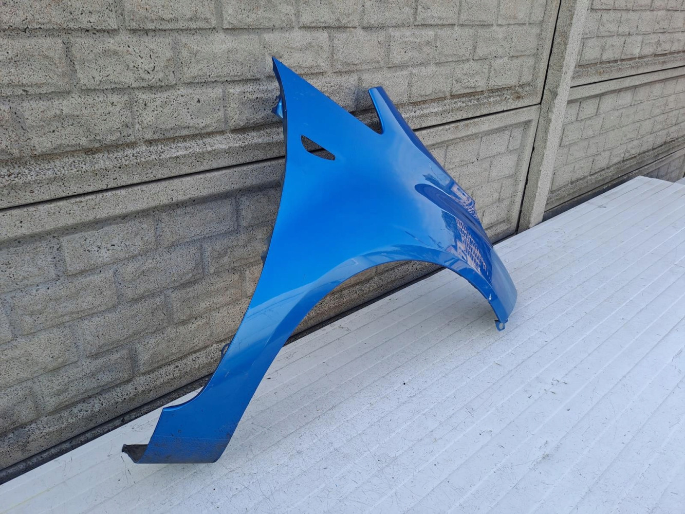 BŁOTNIK PRZEDNI PRAWY HYUNDAI IX20 ix-20 - (13774057943)