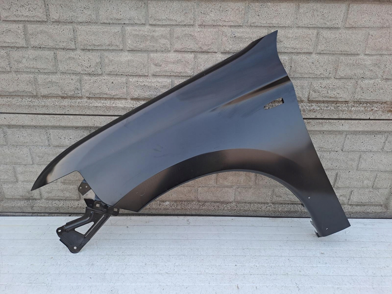 MITSUBISHI OUTLANDER 13-20 LIFT BŁOTNIK LEWY NOWY - (13779384833)