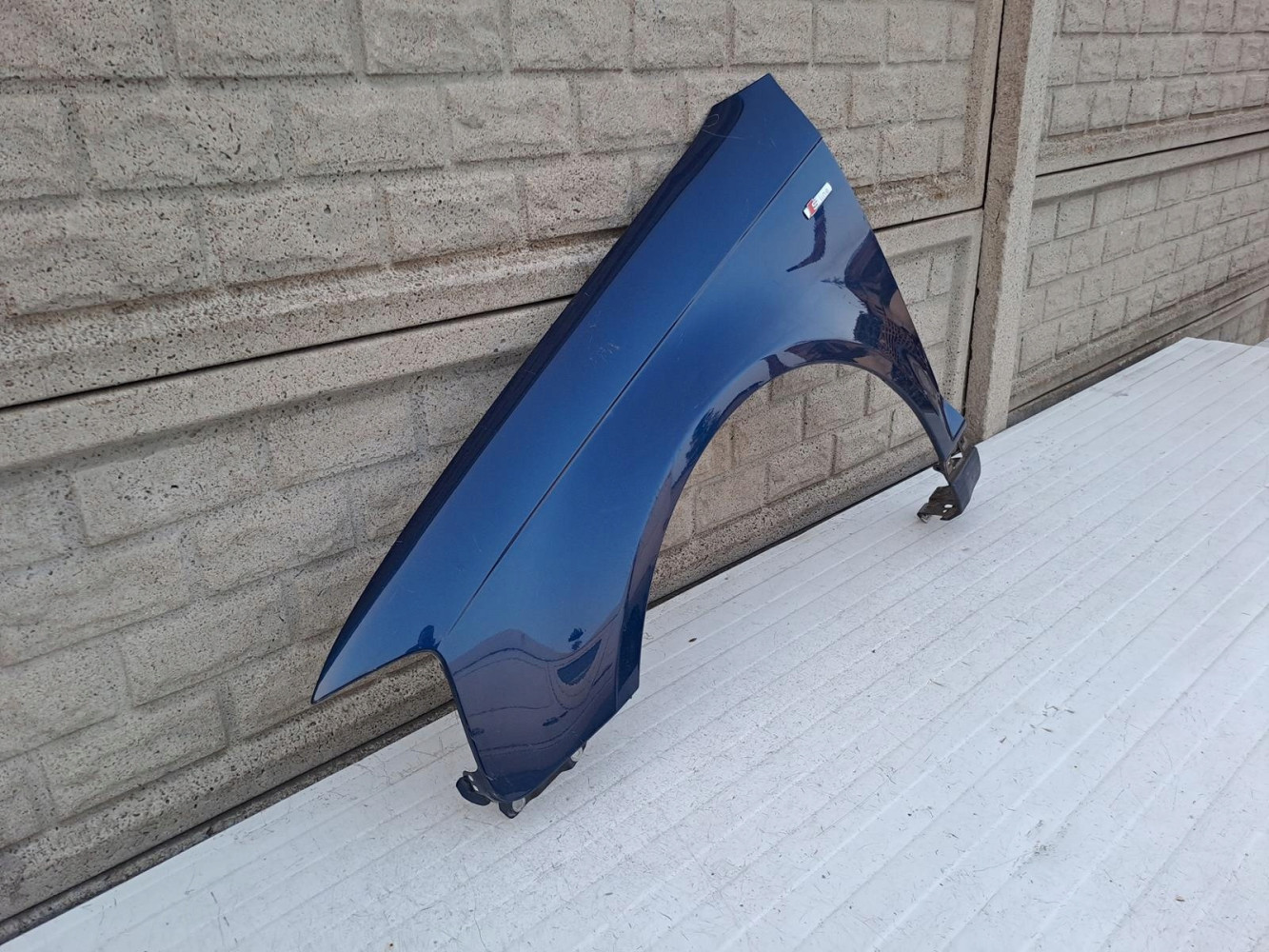 AUDI A3 LIFT 2008-2013 8P0 BŁOTNIK PRZEDNI LEWY - (13779554209)