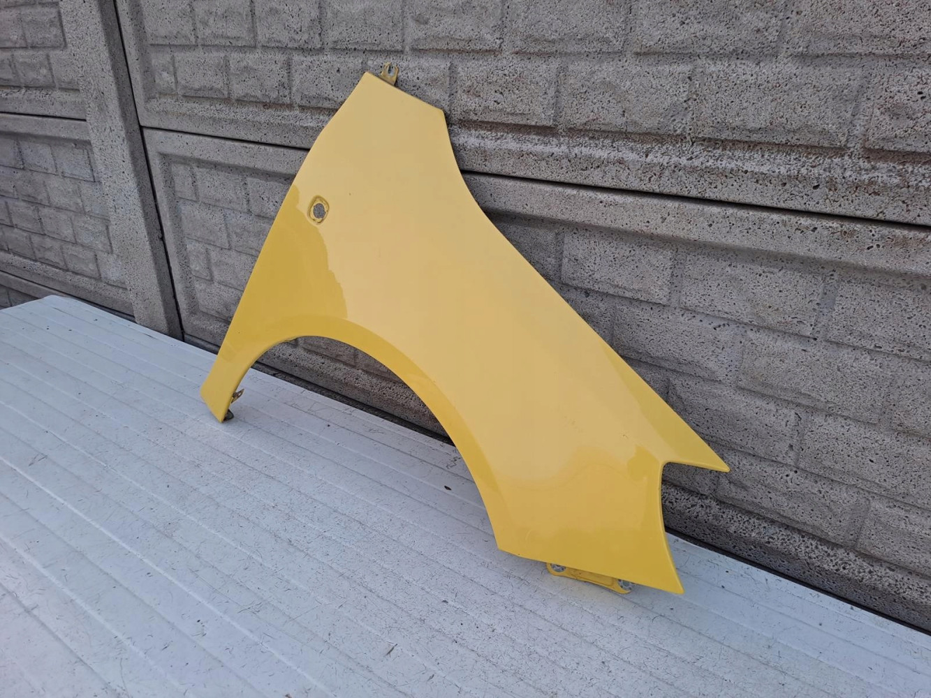 SKODA FABIA 2 II ROOMSTER 07-17 BŁOTNIK PRAWY - (13779699954)