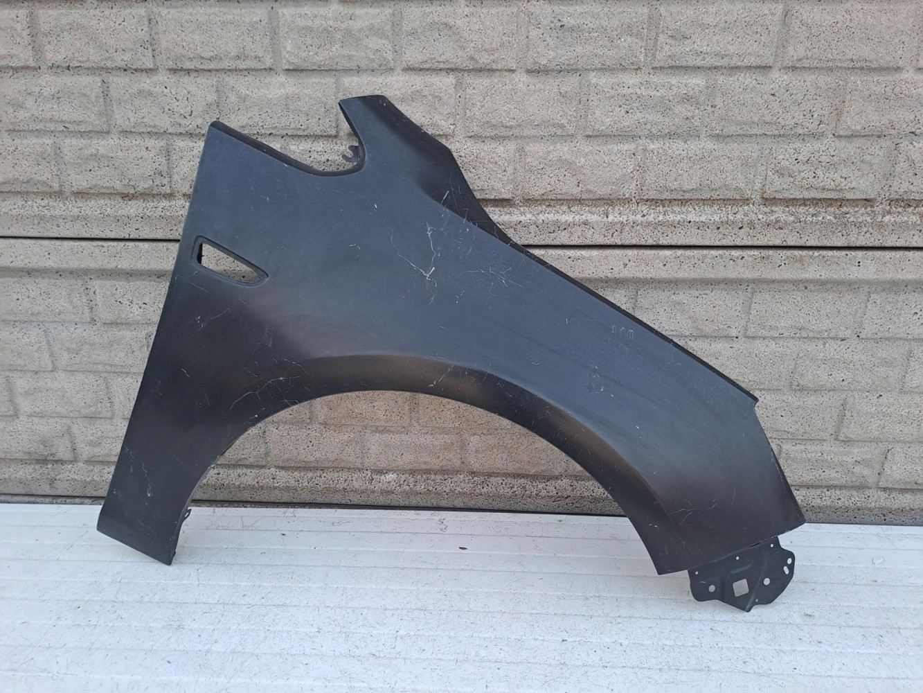 OPEL ASTRA 4 IV J 2009-2016 BŁOTNIK PRZEDNI PRAWY - (13779705005)