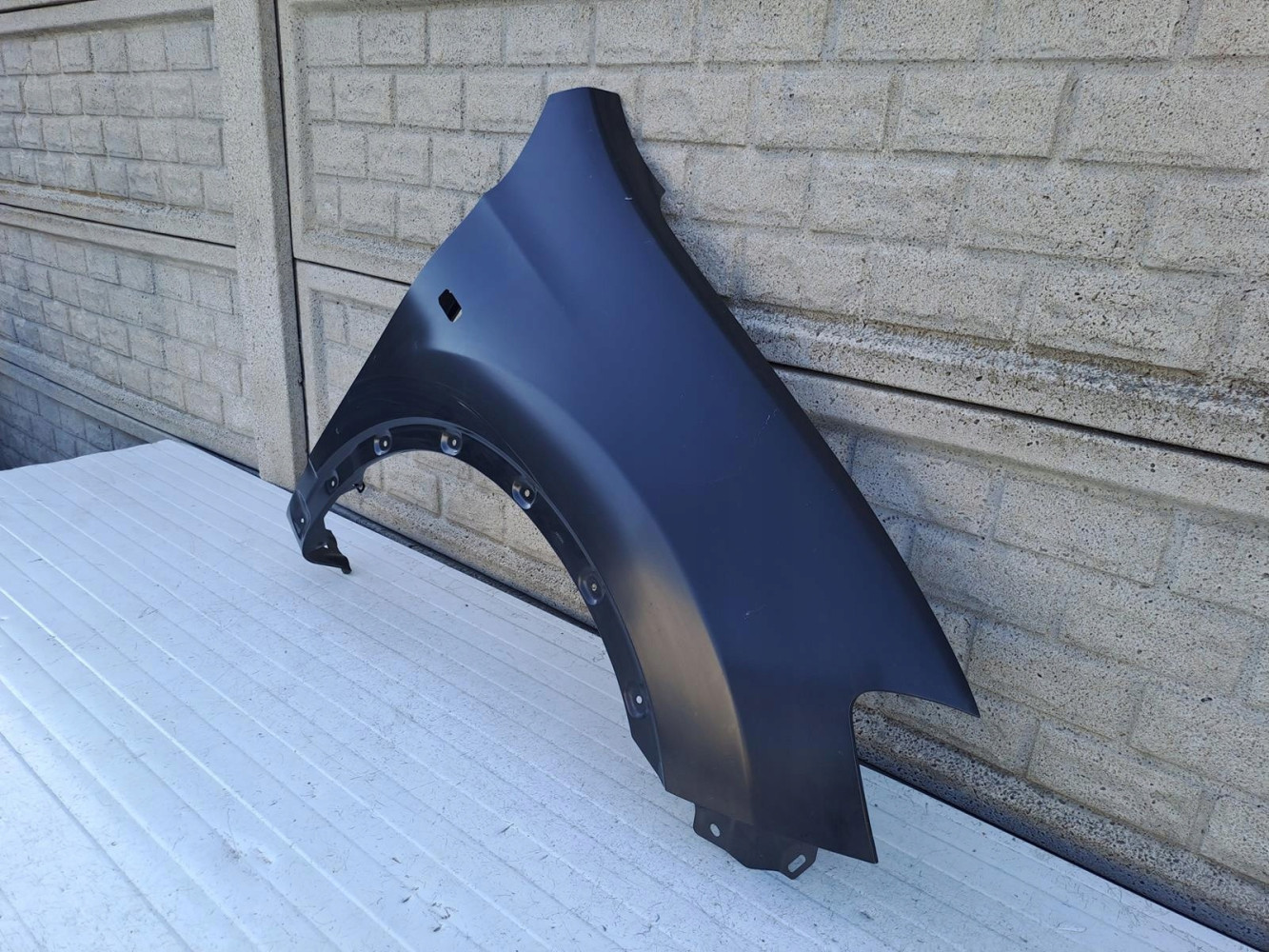NISSAN QASHQAI 10-13 LIFT BŁOTNIK PRAWY PRZÓD NOWY - (13795947712)