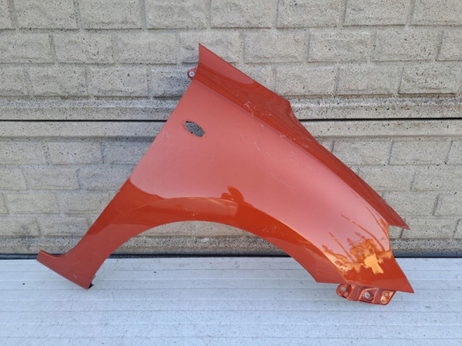 SUZUKI SWIFT MK8 17 -22 BŁOTNIK PRZEDNI PRAWY - (13796496291)
