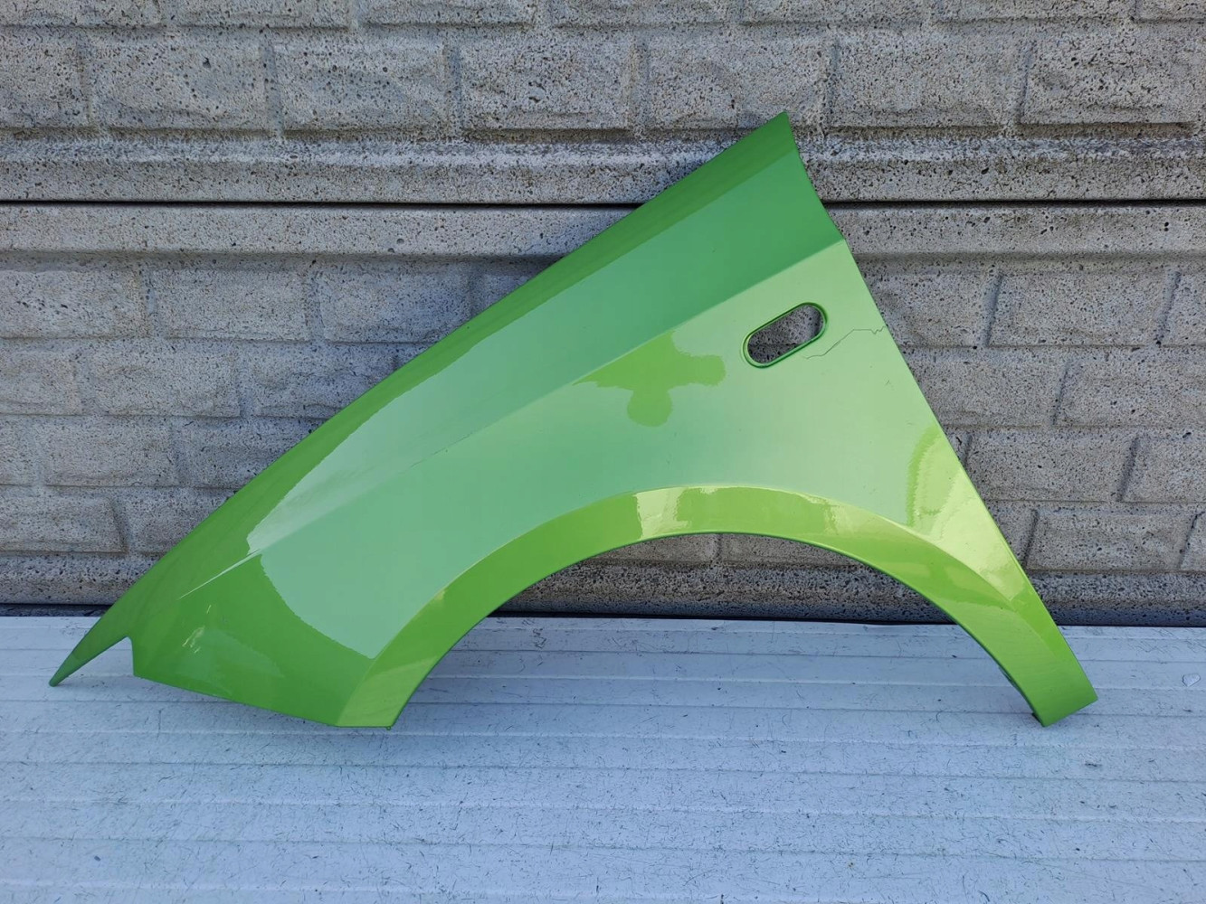 SEAT IBIZA 2009-2017 BŁOTNIK PRZEDNI LEWY - (13796548711)