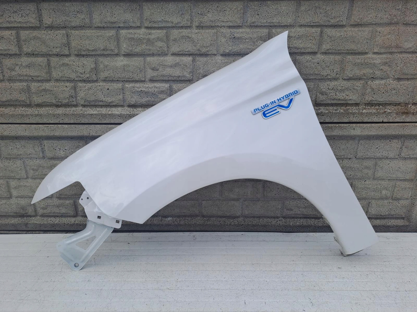 MITSUBISHI OUTLANDER 13-20 LIFT BŁOTNIK LEWY - (13814847471)