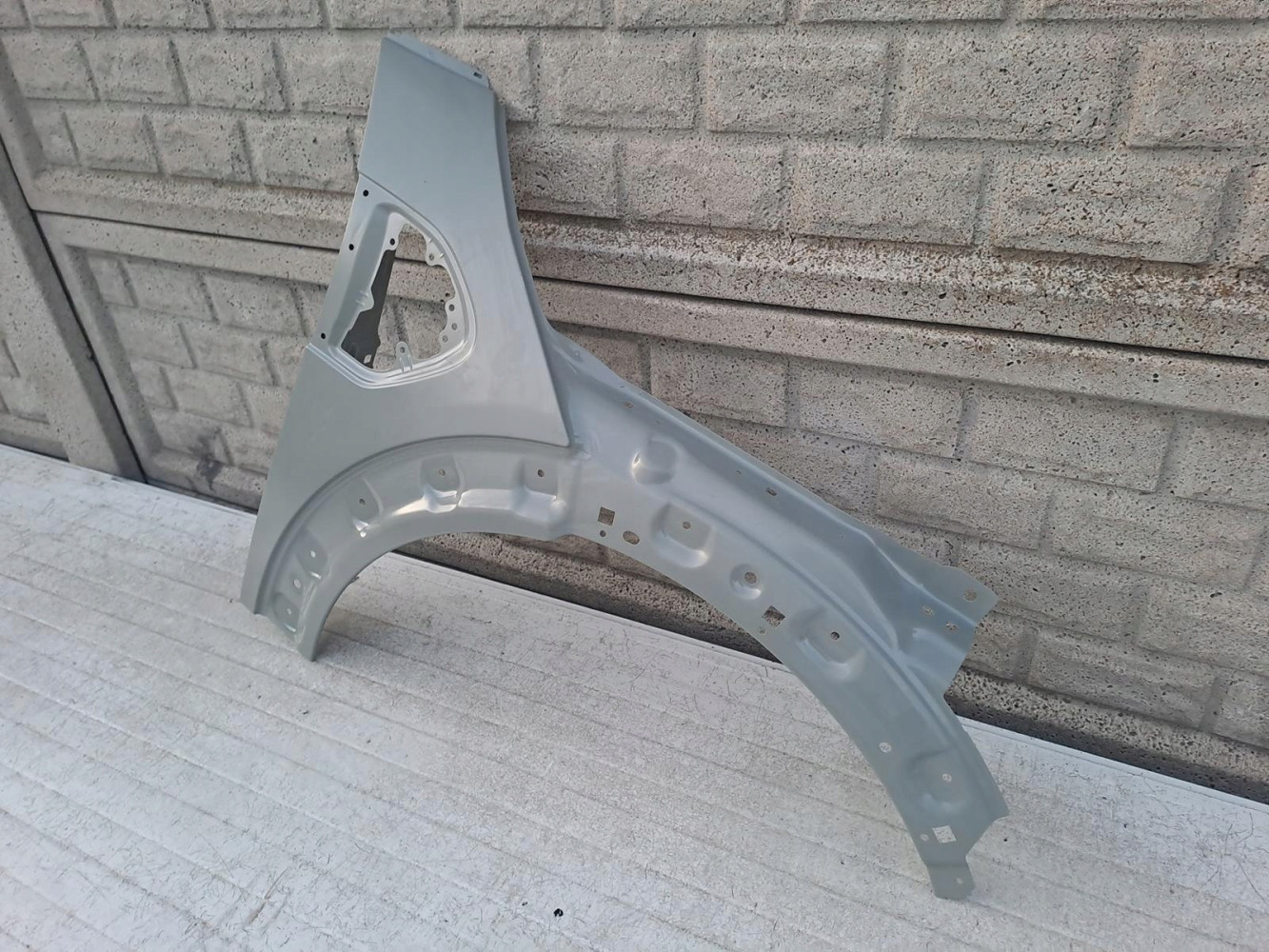 MINI COUNTRYMAN COOPER S F60 BŁOTNIK PRAWY NOWY - (13825145794)
