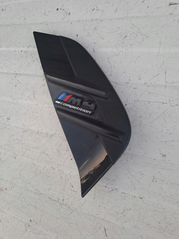 BMW M4 G82 G83 LISTWA BŁOTNIKA PRAWA - (13848490343)