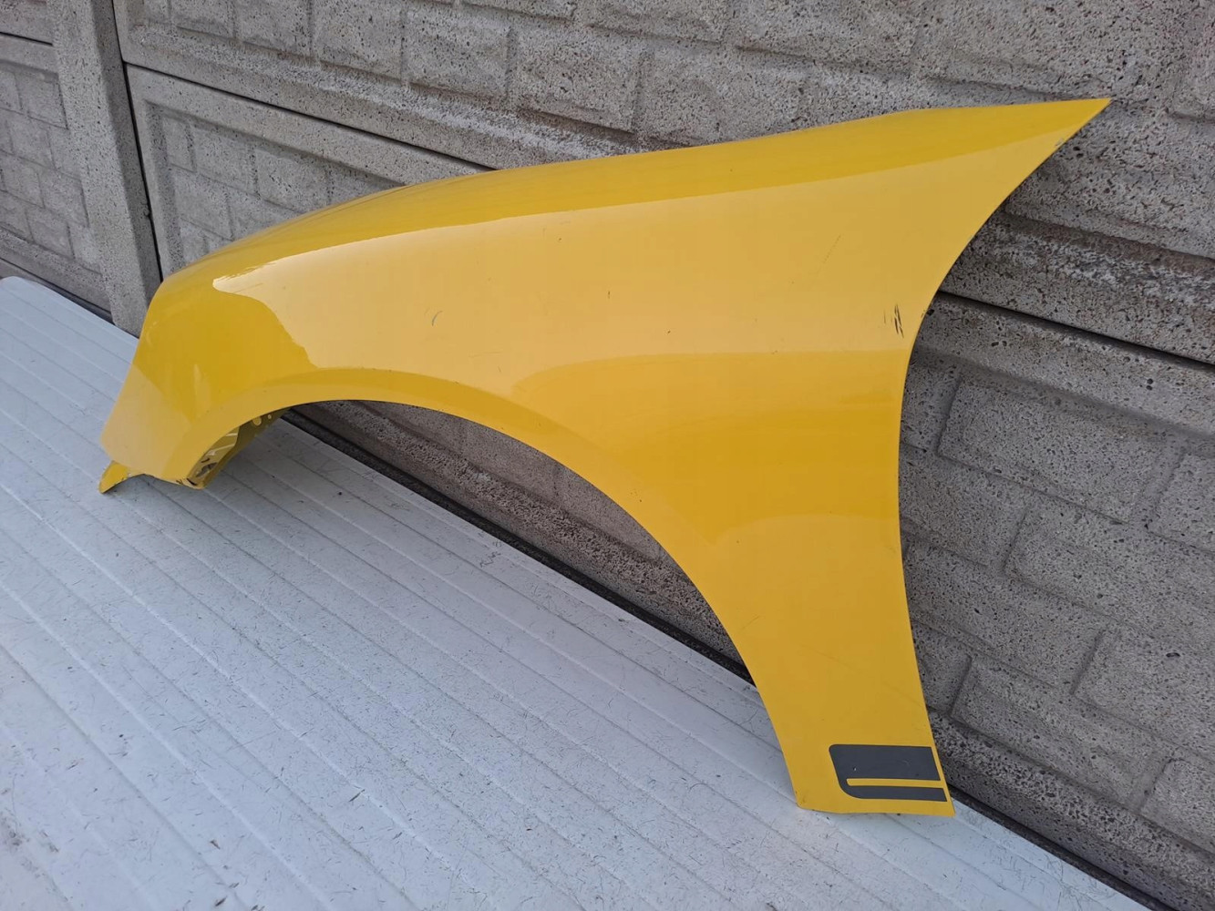 PORSCHE 982 CAYMAN BOXTER BŁOTNIK LEWY PRZÓD - (13854223774)