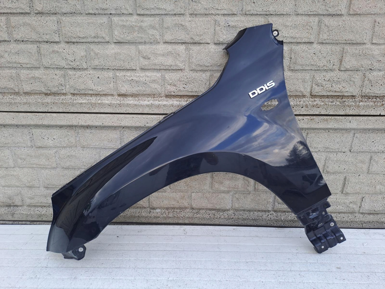 SUZUKI GRAND VITARA LIFT 05-14 BŁOTNIK LEWY PRZÓD - (13865122950)