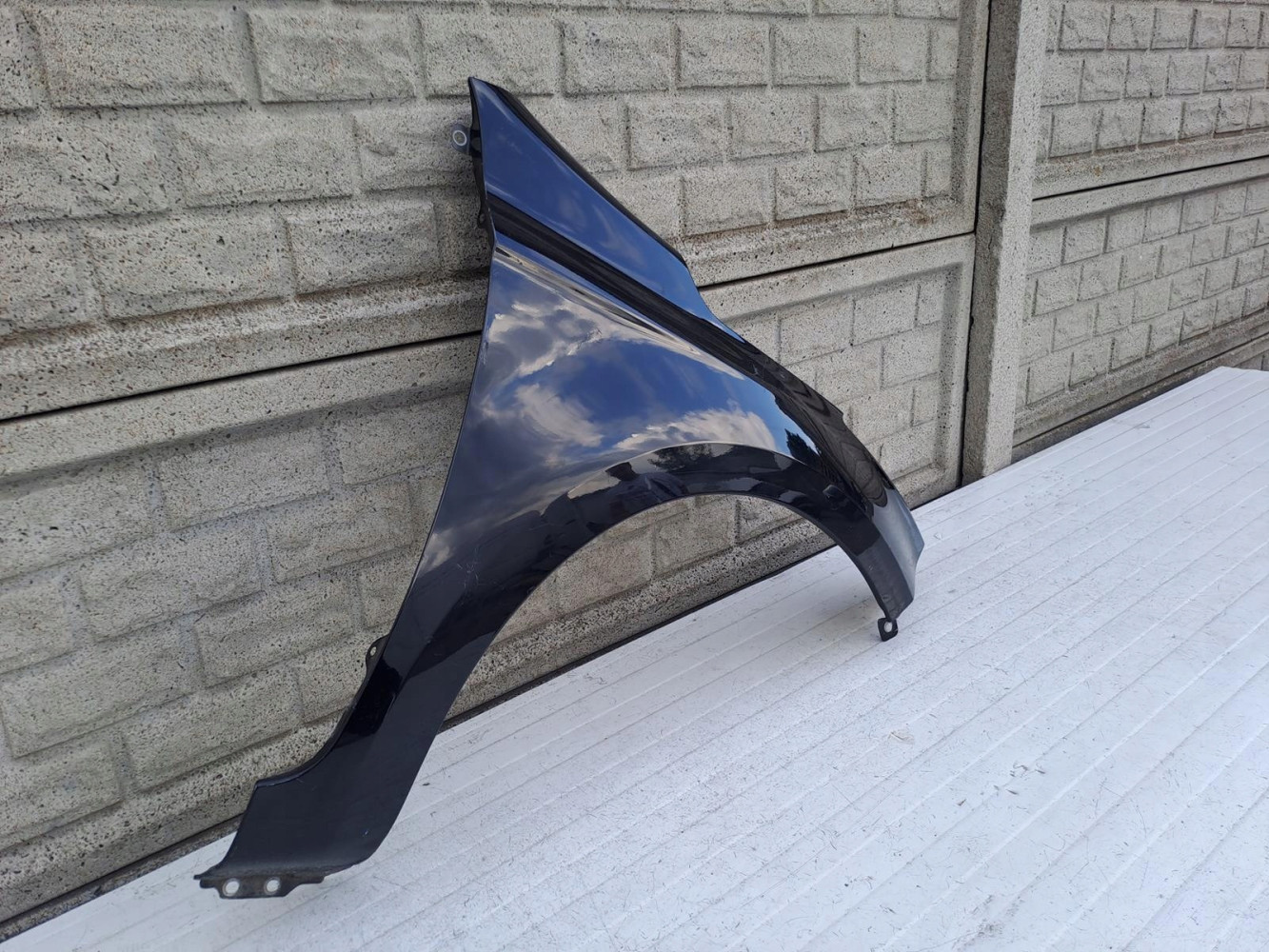 HYUNDAI I20 LIFT 12- BŁOTNIK PRZÓD PRAWY - (13865132050)