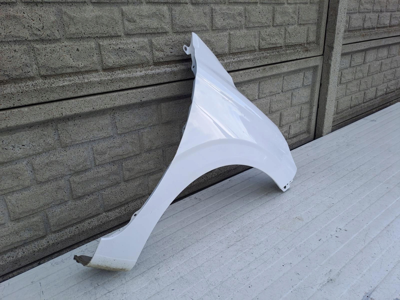 HYUNDAI I10 i 10 2021-2024 BŁOTNIK PRAWY PRZÓD - (13865135995)