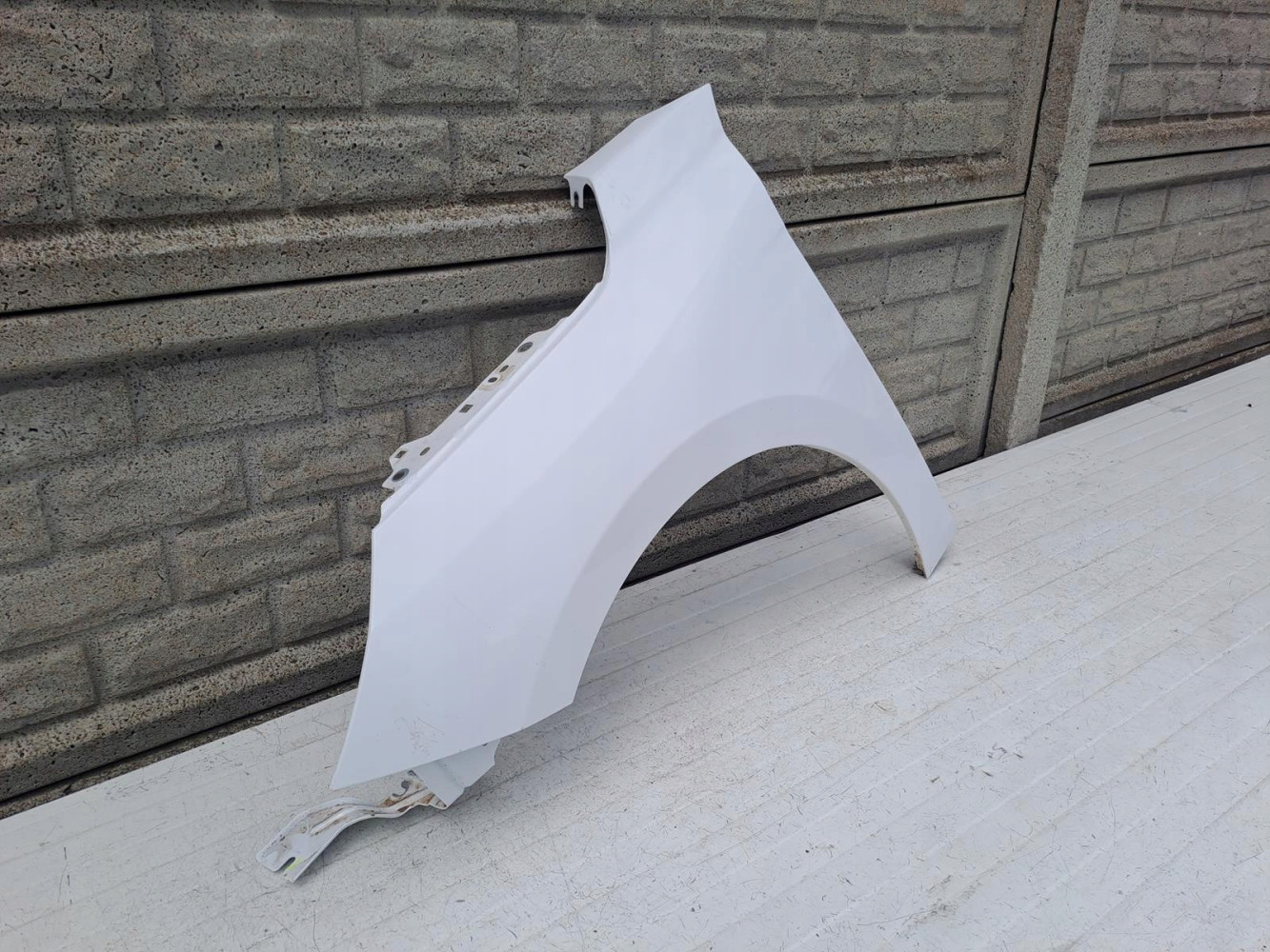 OPEL CORSA F 2019 2023 BŁOTNIK LEWY PRZEDNI - (13880234959)