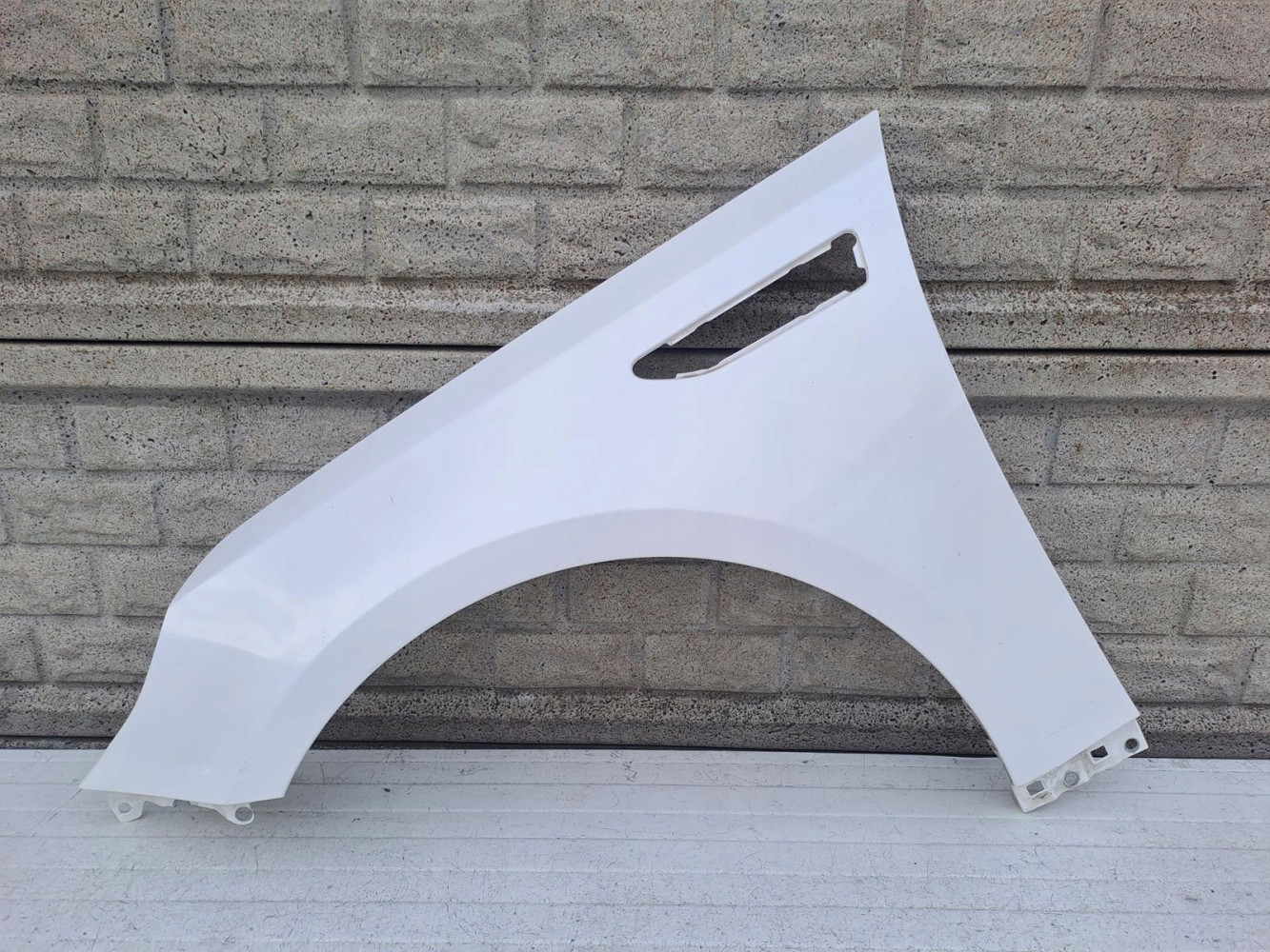 KIA OPTIMA LIFT 15-22 BŁOTNIK LEWY - (13891933487)