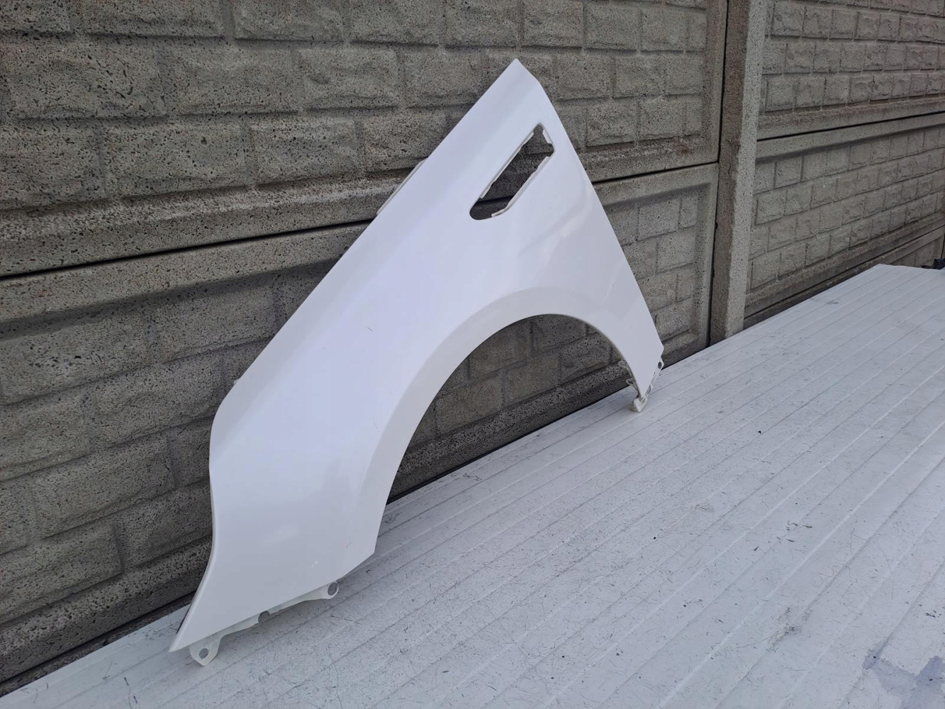 KIA OPTIMA LIFT 15-22 BŁOTNIK LEWY - (13891933487)