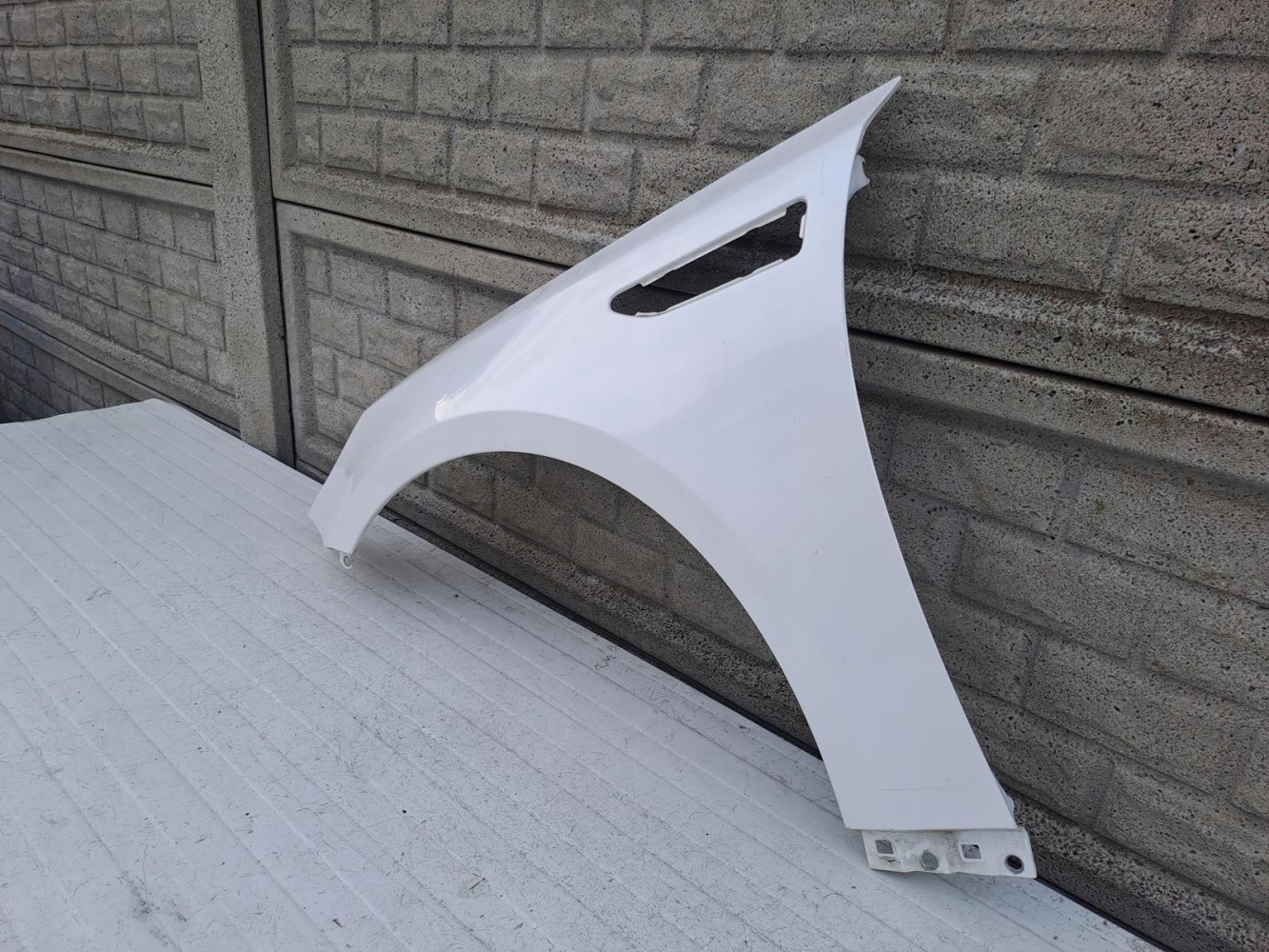 KIA OPTIMA LIFT 15-22 BŁOTNIK LEWY - (13891933487)