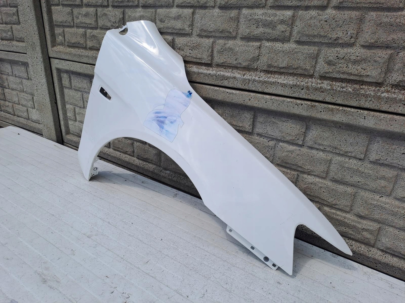 MITSUBISHI LANCER X10 08-17 BŁOTNIK PRZEDNI PRAWY - (13911460351)