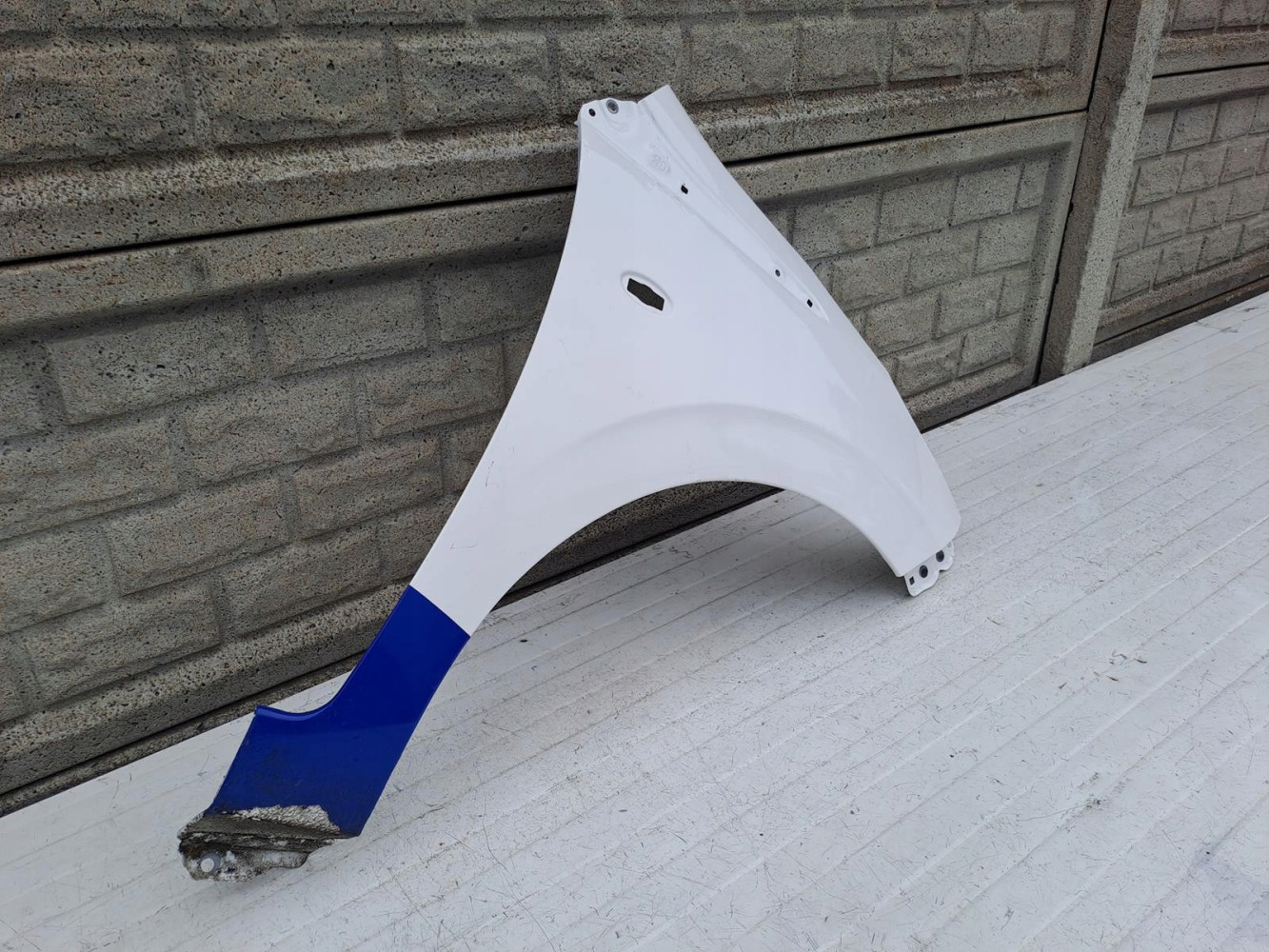 PEUGEOT 108 2014-2021 BŁOTNIK PRAWY PRZEDNI - (13927413278)