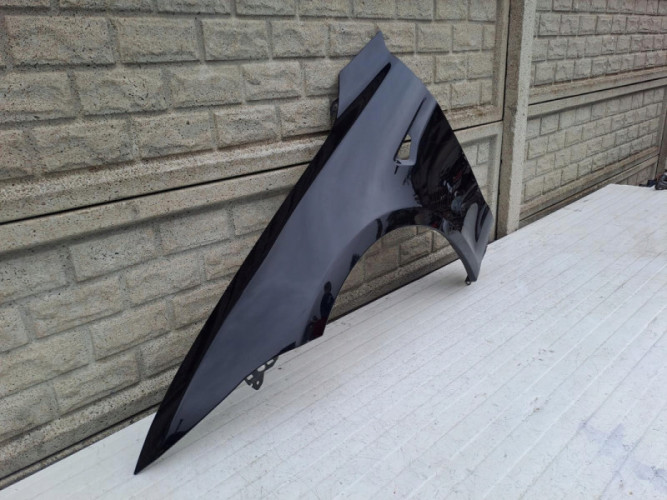 TESLA MODEL S BŁOTNIK LEWY PRZEDNI - (13927418590)