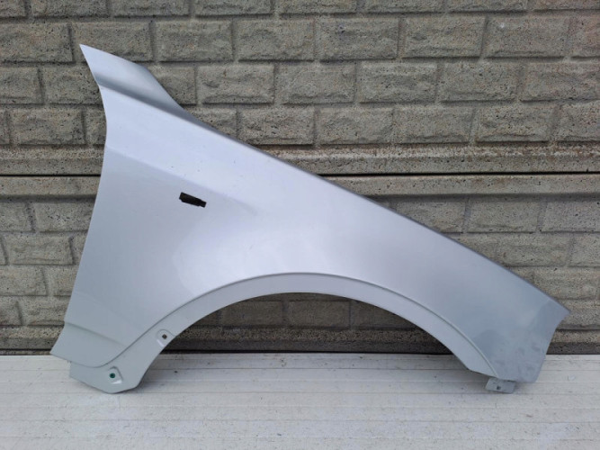 BMW X3 E83 LIFT BŁOTNIK PRAWY PRZEDNI - (13987707984)