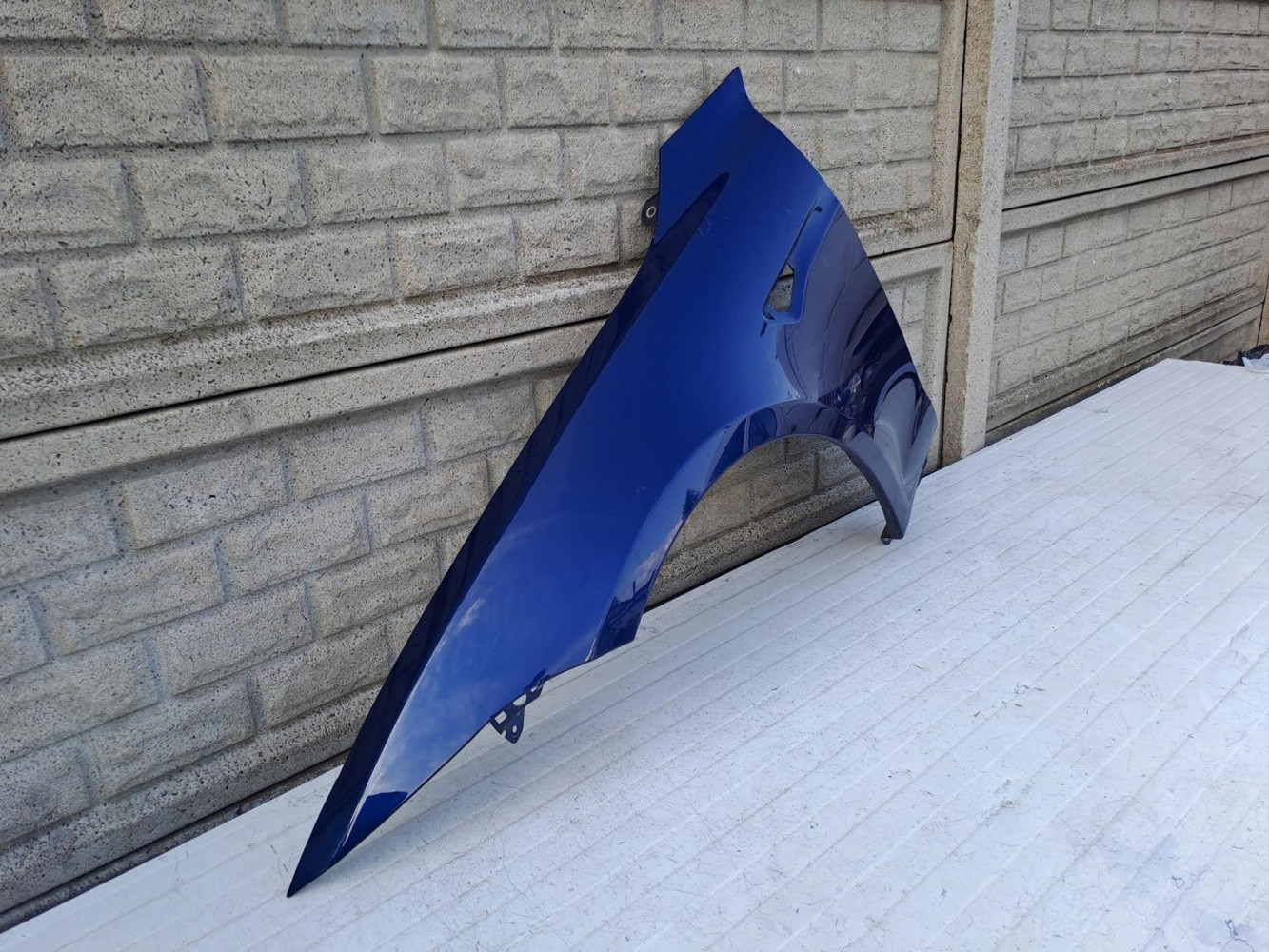 TESLA MODEL S BŁOTNIK LEWY PRZEDNI - (13993113655)
