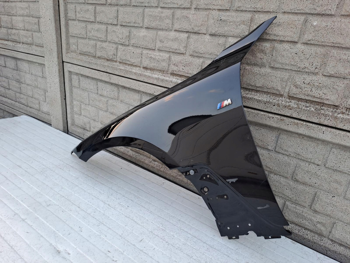 BMW I4 i4 G24 G26 GRAN COUPE BŁOTNIK LEWY - (14016569342)