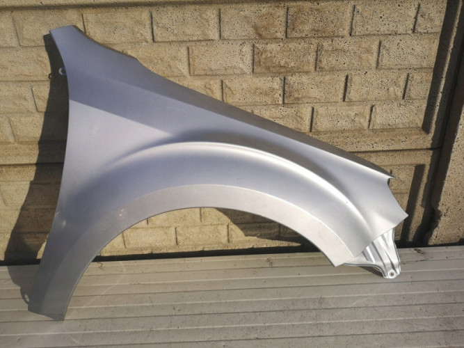SUBARU FORESTER LIFT 2011-2013 BŁOTNIK PRZÓD PRAWY