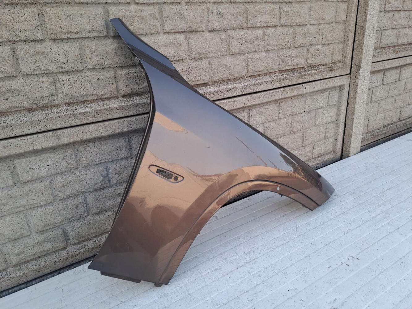 BMW X1 E84 2008-2013 BŁOTNIK PRAWY PRZEDNI - (14021908087)