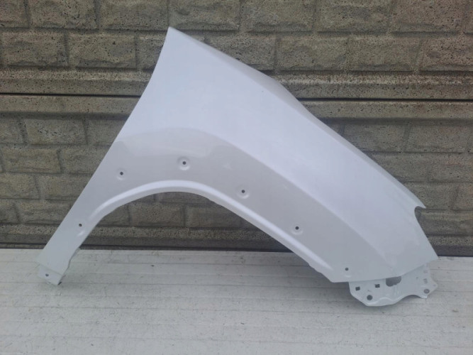 TOYOTA YARIS CROSS 4 IV 19-24 BŁOTNIK PRAWY - (14085729556)
