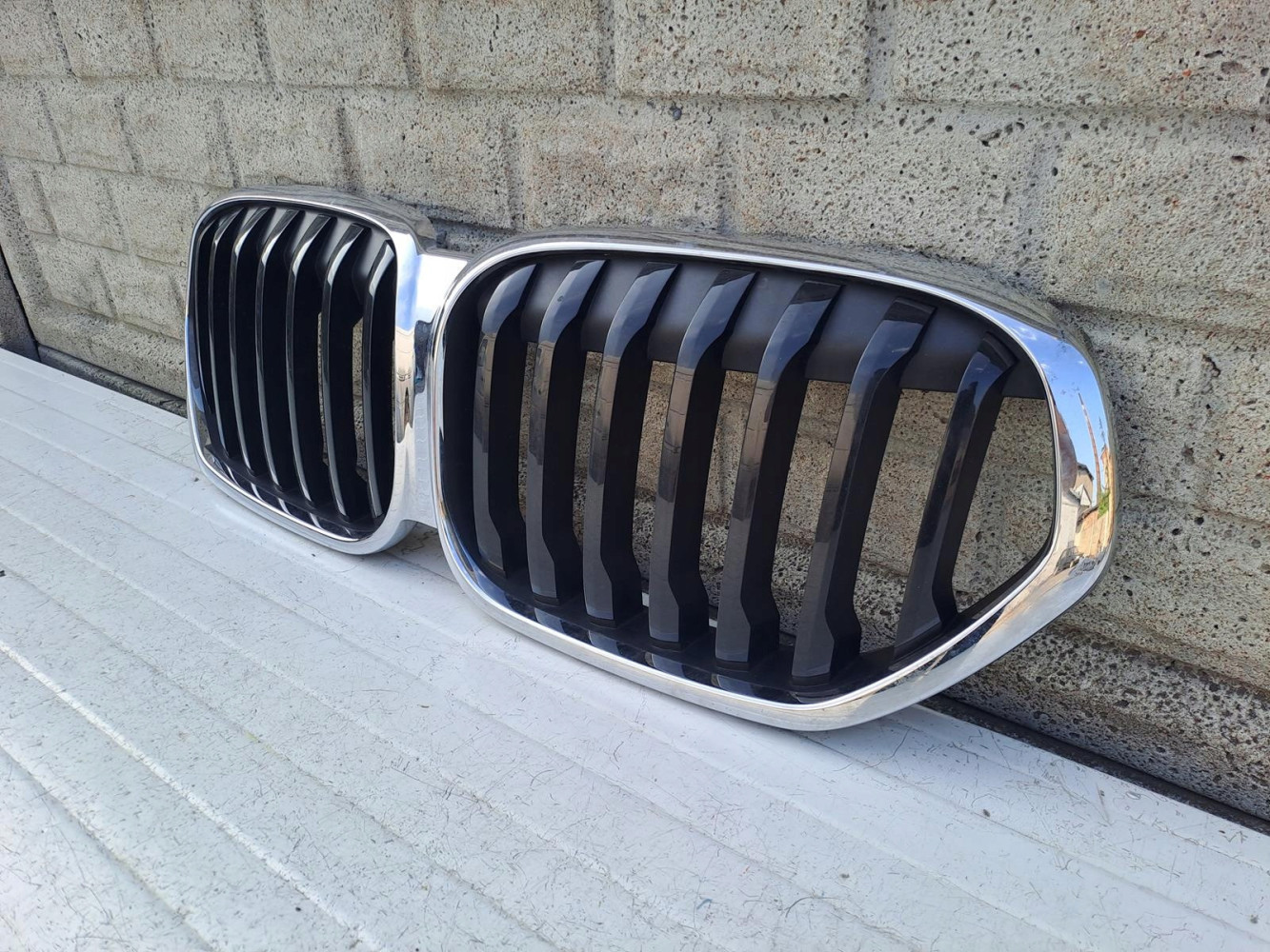 BMW F48 F49 LCI GRILL ATRAPA PRZÓD - (14108611950)