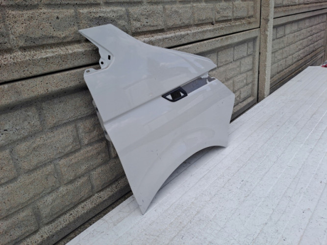 VW T6 LIFT T6.1 TRANSPORTER BŁOTNIK PRAWY - (14128818096)