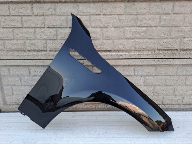 MERCEDES EQC W293 W 293 BŁOTNIK PRZEDNI PRAWY - (14167984684)