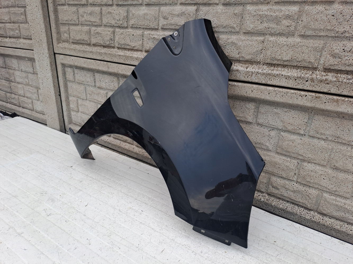 MITSUBISHI SPACE STAR 12-20 BŁOTNIK PRAWY PRZEDNI - (14173912300)
