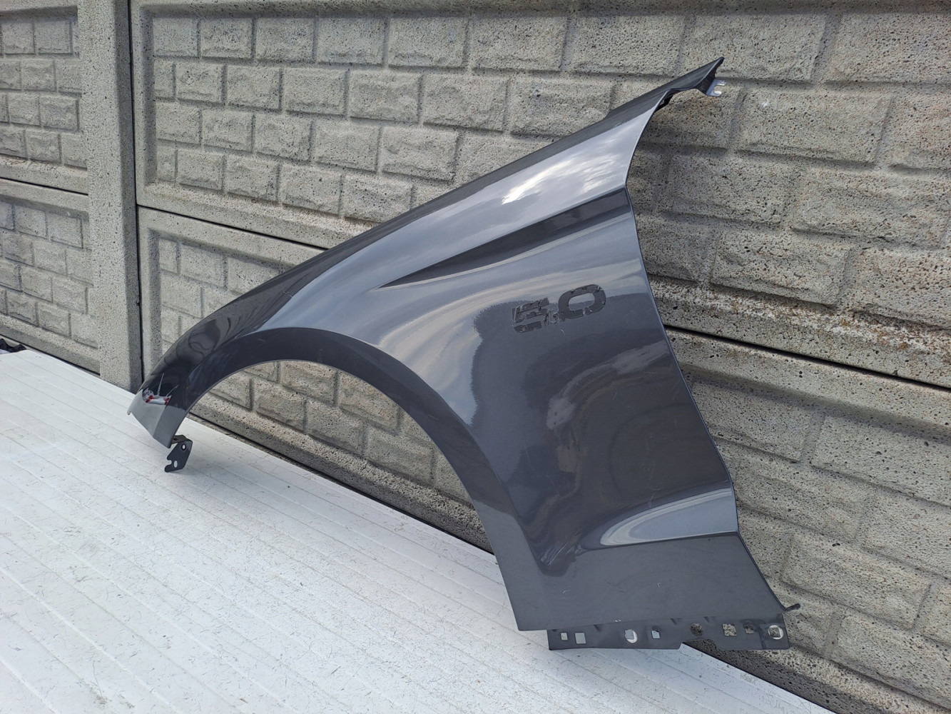FORD MUSTANG VI LIFT 2018-23 BŁOTNIK LEWY - (14179633103)