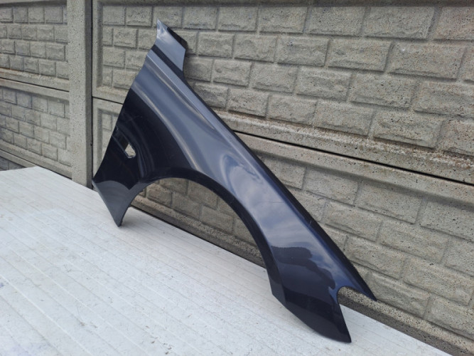 BMW VII 7 F01 F02 BŁOTNIK PRZEDNI PRAWY - (14179842796)