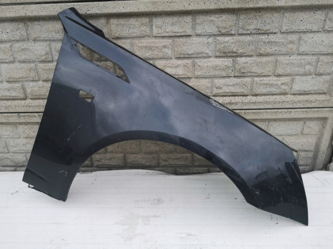 CADILLAC CTS II 2 2007-2013 BŁOTNIK PRZEDNI PRAWY
