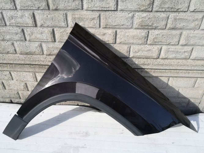 SEAT ATECA BŁOTNIK PRZEDNI PRAWY