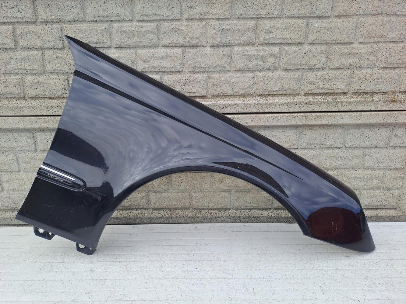 BŁOTNIK PRAWY MERCEDES E KLASA W211 2002 - 2009 - (14213266494)