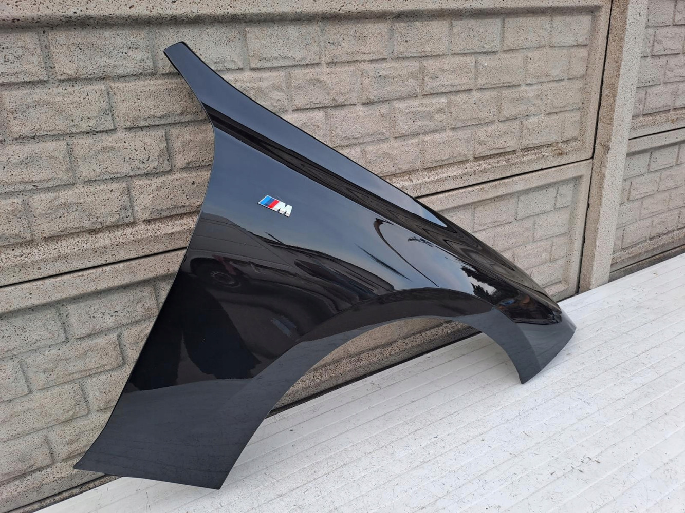 BMW 7 G70 2022- BŁOTNIK PRZEDNI PRAWY - (14219117356)