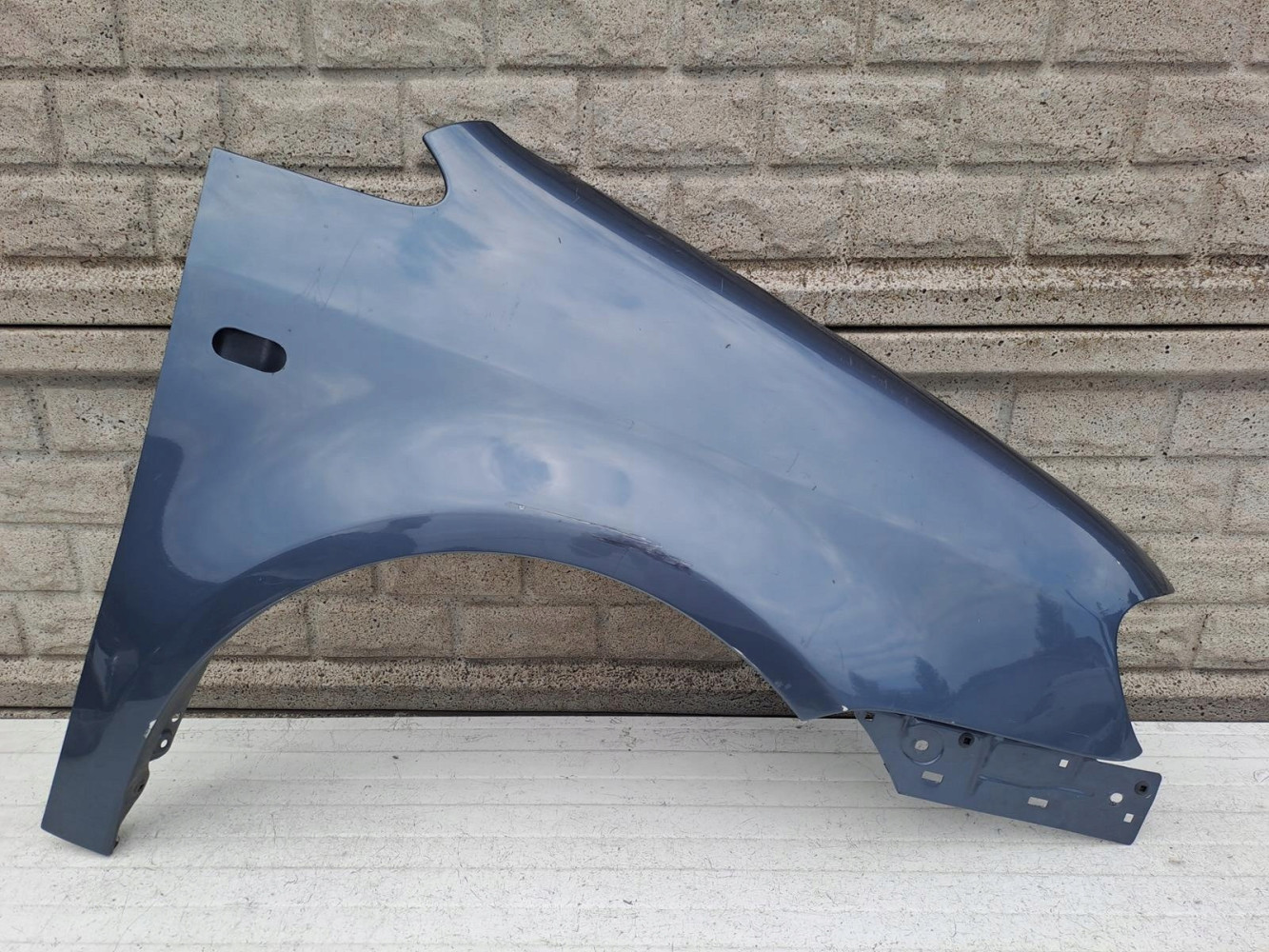 VW CADDY 2003-2010 BŁOTNIK PRZEDNI PRAWY - (14235989018)