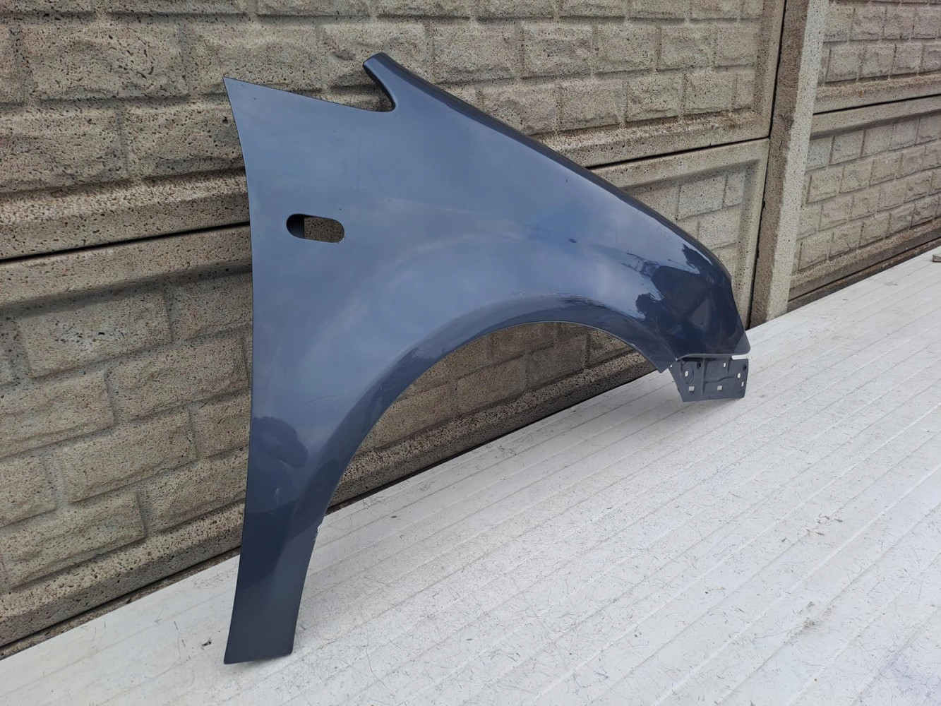 VW CADDY 2003-2010 BŁOTNIK PRZEDNI PRAWY - (14235989018)