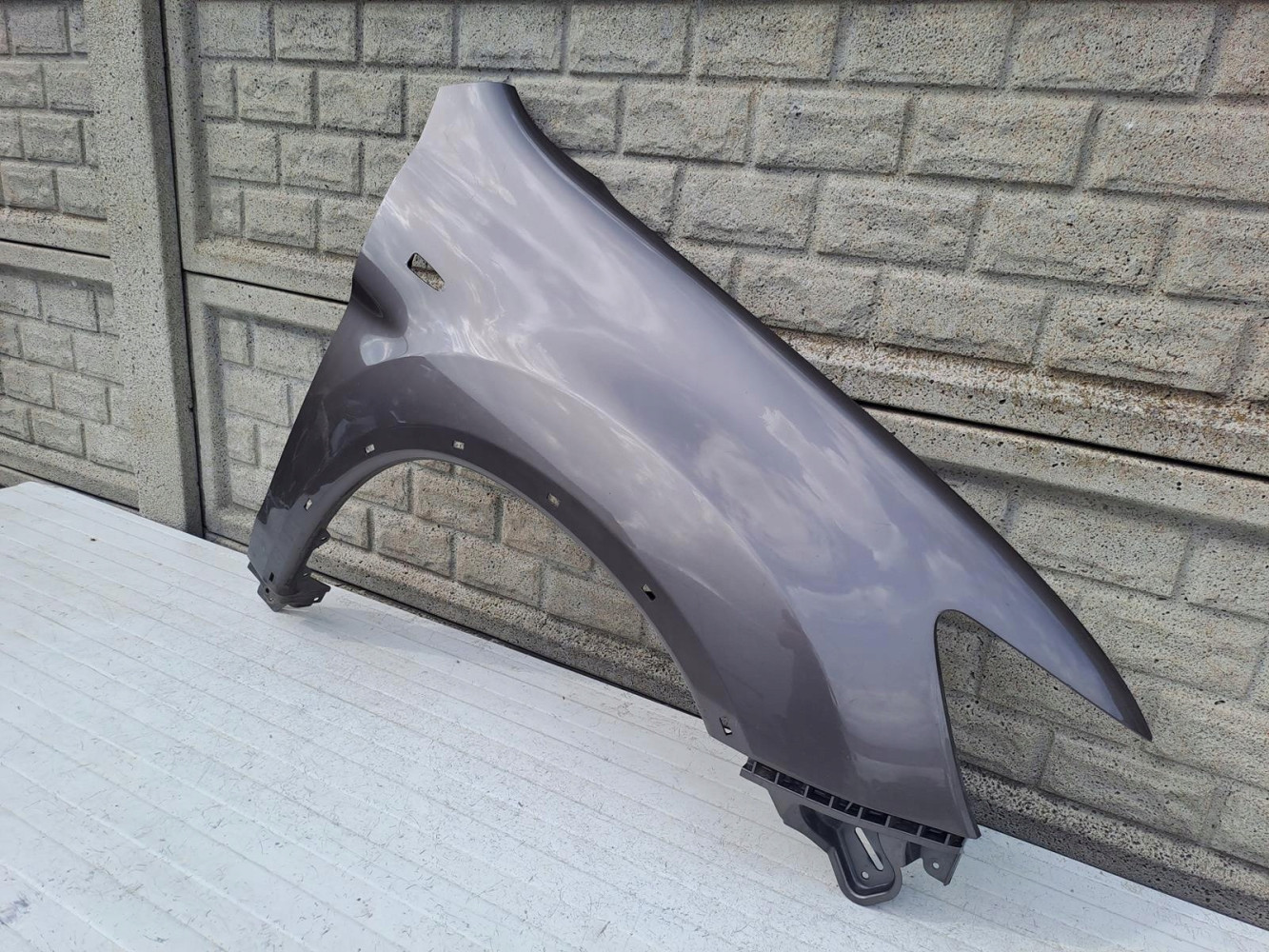 MITSUBISHI ASX 15-20 LIFT BŁOTNIK PRAWY PRZEDNI - (14236133007)