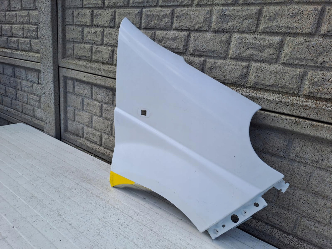 RENAULT TRAFIC OPEL VIVARO PRIMASTAR BŁOTNIK PRAWY - (14274739007)