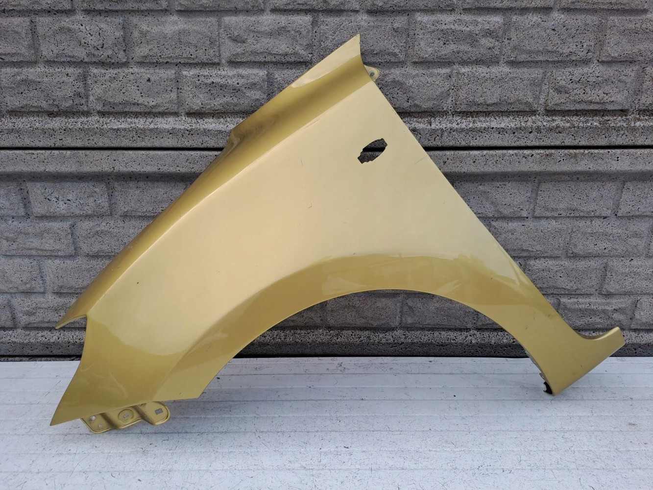 SUZUKI SWIFT MK8 17-23 BŁOTNIK PRZEDNI LEWY - (14280584100)